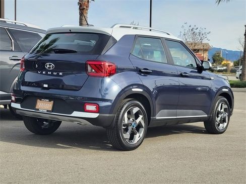 New 2026 Hyundai Venue SEL image 2