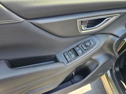 Used 2024 Subaru Forester Premium AWD/4WD image 20