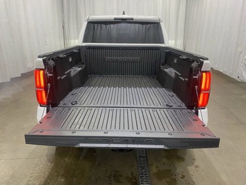 Certified 2025 Toyota Tacoma TRD Off-Road image 11