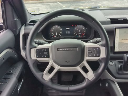 Used 2025 Land Rover Defender 110 S AWD/4WD image 25