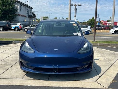 Used 2023 Tesla Model 3 Standard Range RWD image 4