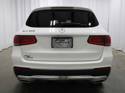 Used 2021 Mercedes-Benz GLC 300 image 7