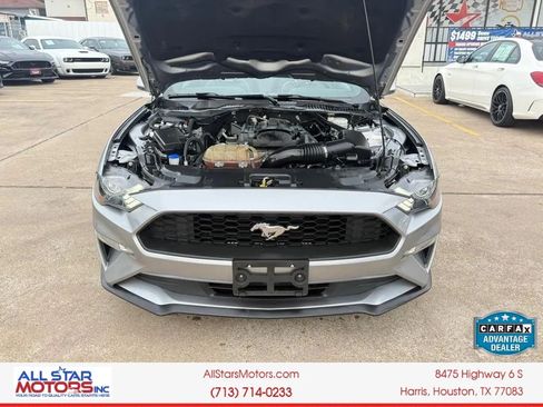 Used 2020 Ford Mustang Premium RWD image 11