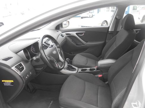 Used 2016 Hyundai Elantra Value Edition FWD image 10