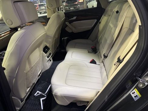 Used 2023 Audi Q5 2.0T Premium Plus w/ Premium Plus Package image 8