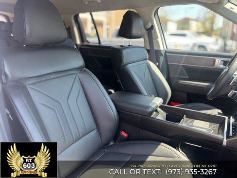 Used 2026 Hyundai Santa Fe SEL AWD/4WD image 15
