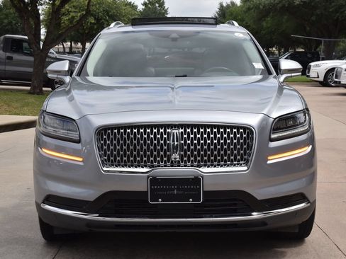 Certified 2023 Lincoln Nautilus Reserve FWD image 3