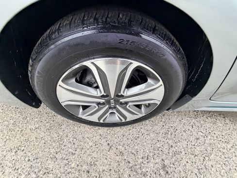 Used 2017 Kia Optima EX FWD image 39