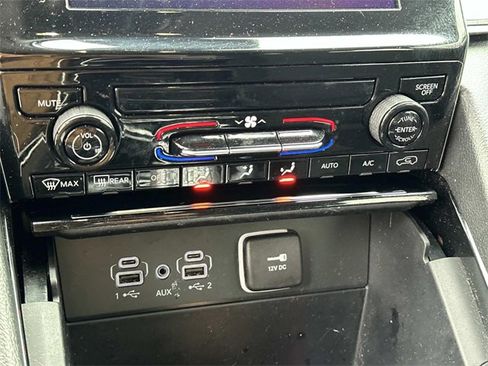 Certified 2023 Jeep Grand Cherokee Laredo image 20