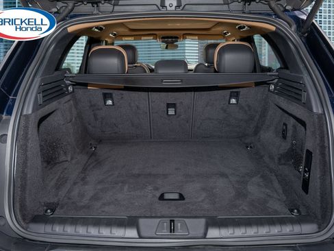 Used 2023 Land Rover Range Rover Sport SE Dynamic AWD/4WD image 9