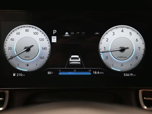 Certified 2024 Hyundai Elantra SEL FWD image 10