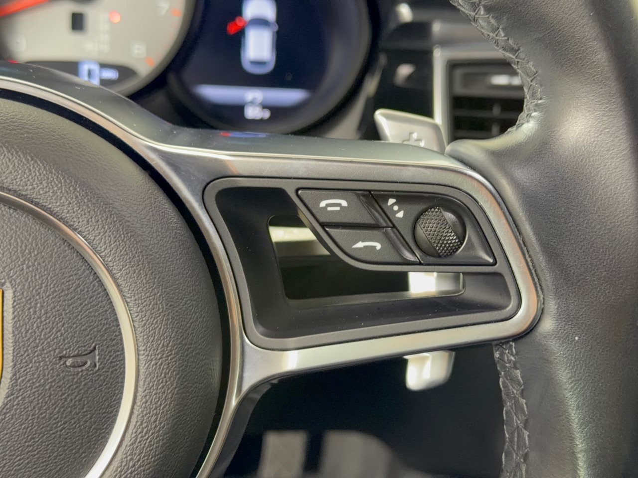 Used 2017 Porsche Macan S AWD/4WD image 22