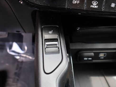 Used 2025 Kia Telluride S FWD image 38