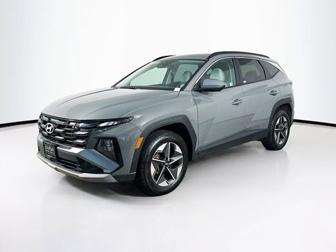 Used 2025 Hyundai Tucson SEL image 3