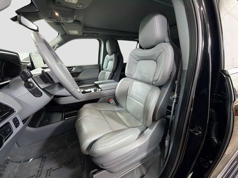 Used 2021 Lincoln Navigator Reserve AWD/4WD image 23