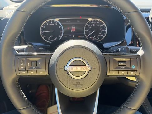 New 2025 Nissan Pathfinder SL w/ Cargo Package image 21