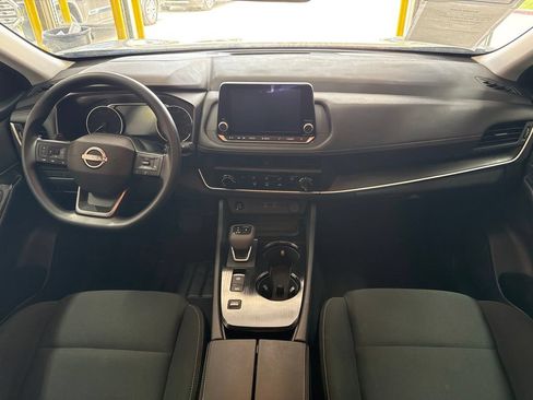 Certified 2025 Nissan Rogue S FWD image 19
