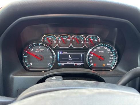 Used 2018 Chevrolet Silverado 1500 LT w/ All Star Edition AWD/4WD image 12