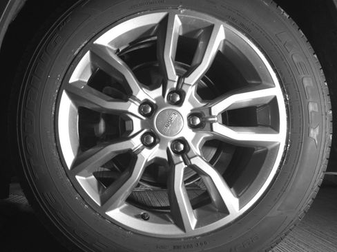 Used 2024 GMC Terrain SLT AWD/4WD image 14