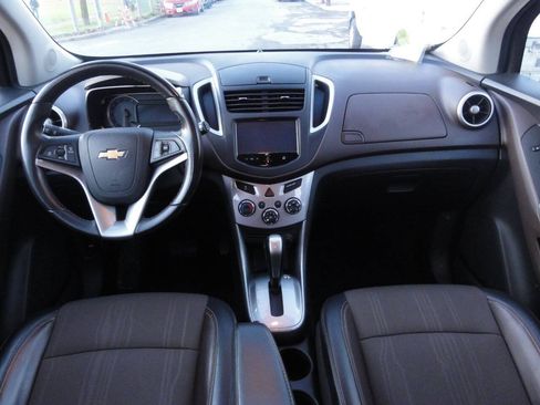 Used 2015 Chevrolet Trax LT w/ LT Plus Package AWD/4WD image 13