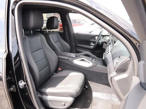 Used 2025 Mercedes-Benz GLE 450e 4MATIC image 30