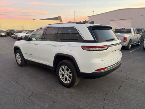 Used 2023 Jeep Grand Cherokee Limited image 5