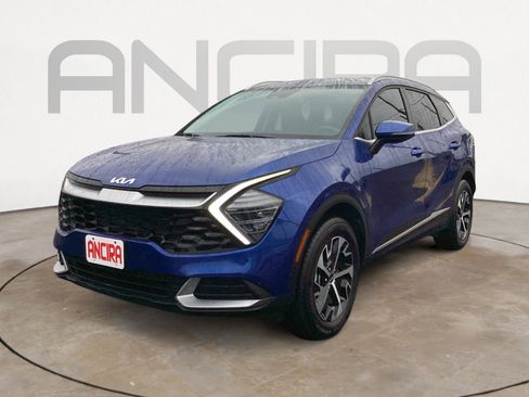 Used 2025 Kia Sportage EX image 8