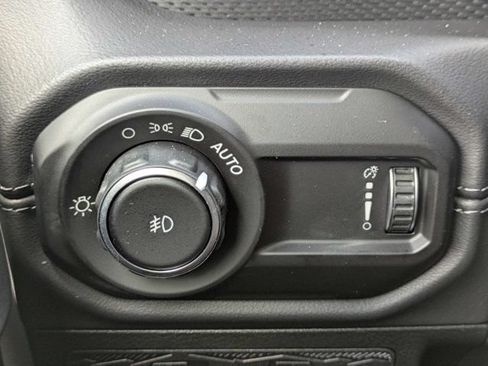 New 2026 Jeep Wrangler Unlimited Rubicon AWD/4WD image 25