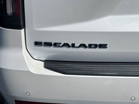 Used 2024 Cadillac Escalade ESV Sport Platinum w/ LPO, ONYX Package image 37