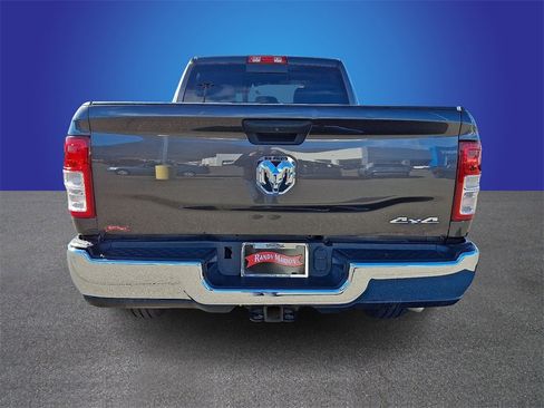 Used 2024 RAM 2500 Tradesman w/ Chrome Appearance Group image 5