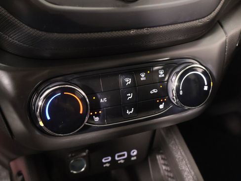 Used 2022 Chevrolet TrailBlazer LT AWD/4WD image 7