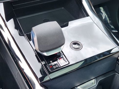 New 2026 Land Rover Range Rover Sport Dynamic SE AWD/4WD image 26