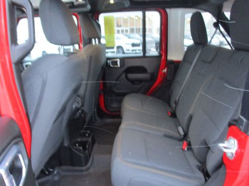 Certified 2024 Jeep Wrangler Sport S image 12