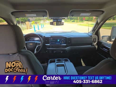 Used 2024 Chevrolet Silverado 2500 LT AWD/4WD image 29