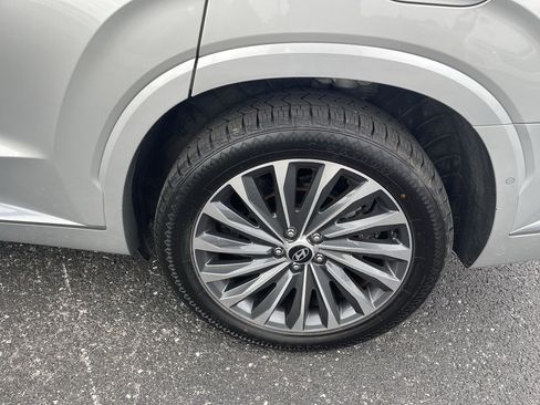 Used 2024 Hyundai Palisade Calligraphy image 34