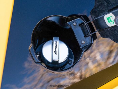 Used 2004 Lamborghini Murcielago Coupe image 48