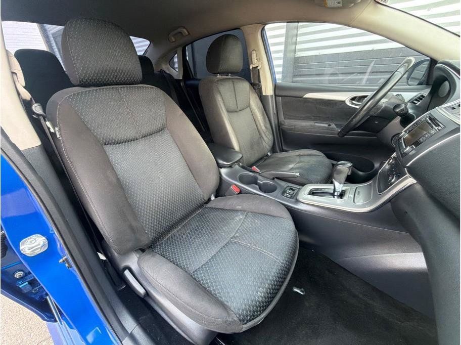 Used 2015 Nissan Sentra SR FWD image 22