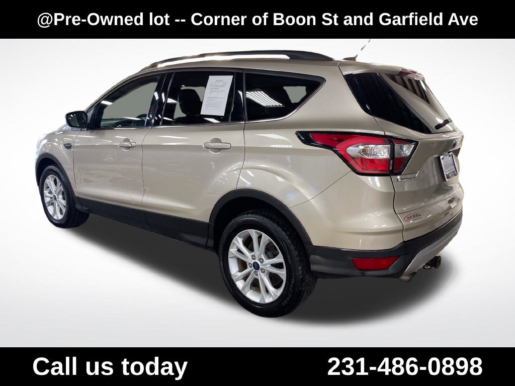 Used 2018 Ford Escape SE AWD/4WD image 3
