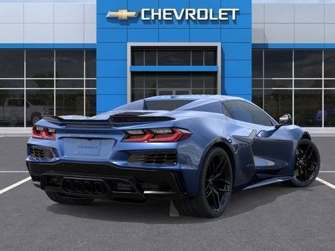 New 2027 Chevrolet Corvette Z06 RWD image 4