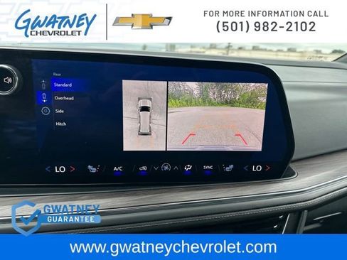Used 2025 Chevrolet Tahoe LT RWD image 18