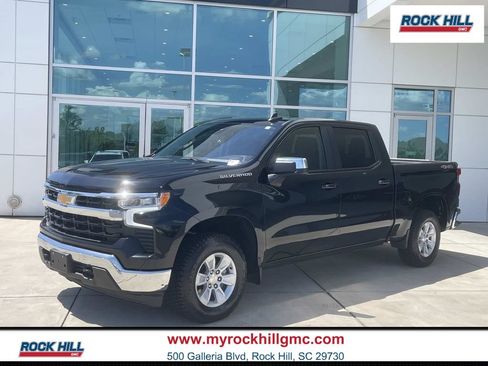 Used 2025 Chevrolet Silverado 1500 LT AWD/4WD image 1
