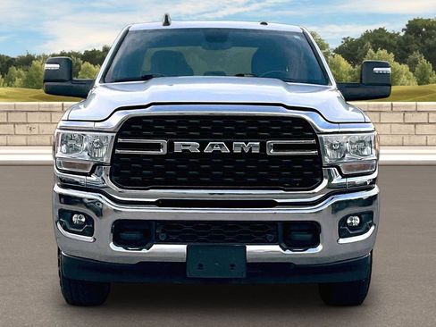 Used 2024 RAM 2500 Big Horn w/ Off Road Package AWD/4WD image 3