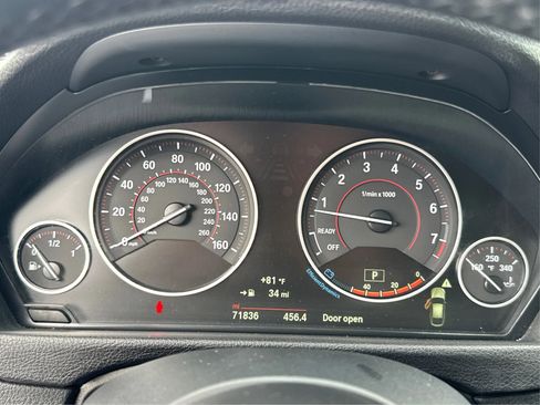 Used 2018 BMW 330i Gran Turismo xDrive AWD/4WD image 14