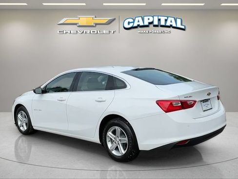 Used 2024 Chevrolet Malibu LS w/ Driver Confidence Package FWD image 3