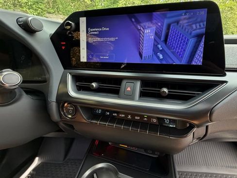 New 2026 Lexus UX 300h AWD image 16