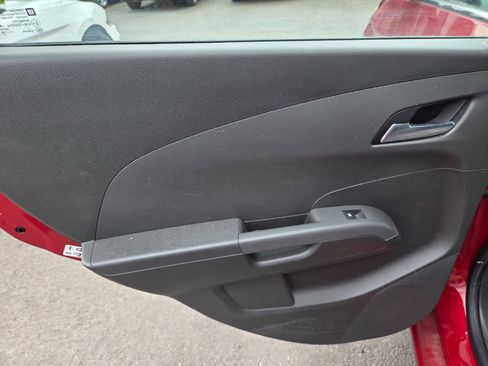 Used 2016 Chevrolet Sonic LT FWD image 9