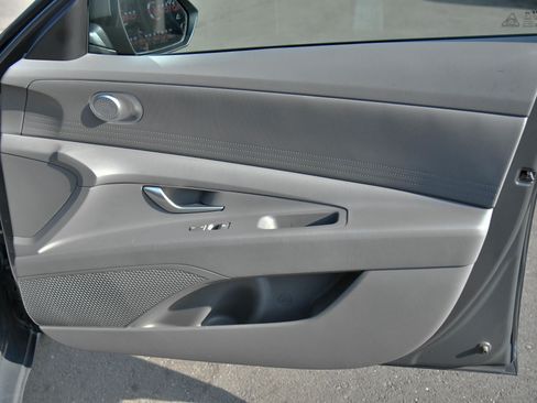 Used 2024 Hyundai Elantra SEL image 41