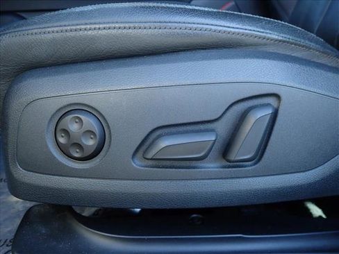 Used 2017 Audi A4 2.0T Premium Plus w/ Premium Plus Package image 10