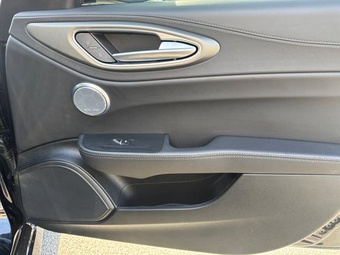 Used 2024 Alfa Romeo Giulia Veloce image 14