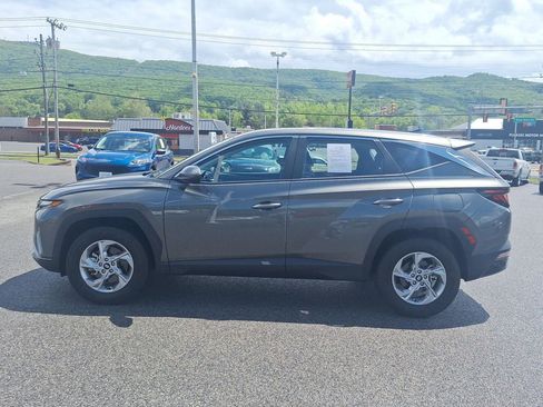 Used 2023 Hyundai Tucson SE AWD/4WD image 6